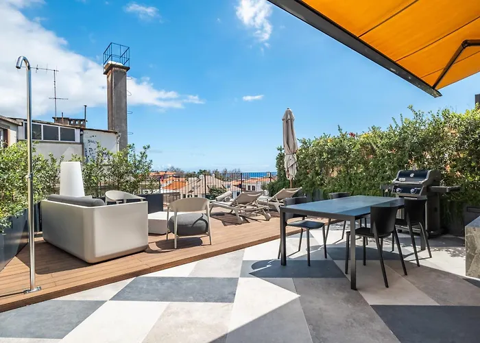 Exclusive Terrace At Savoy Insular 公寓