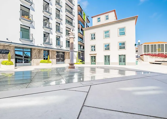 Exclusive Terrace At Savoy Insular