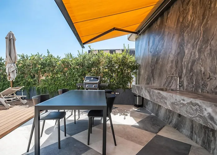 Exclusive Terrace At Savoy Insular *