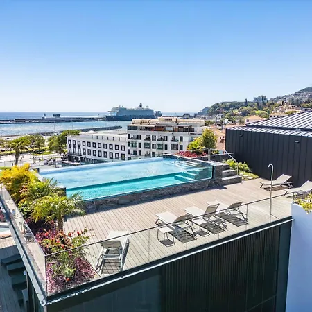 Exclusive Terrace At Savoy Insular * Funchal (Madeira)