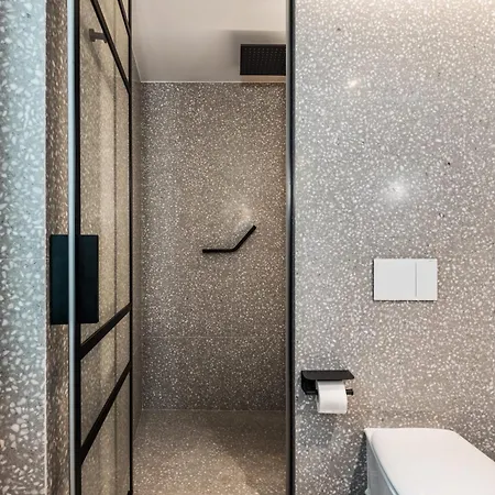 Exclusive Terrace At Savoy Insular *